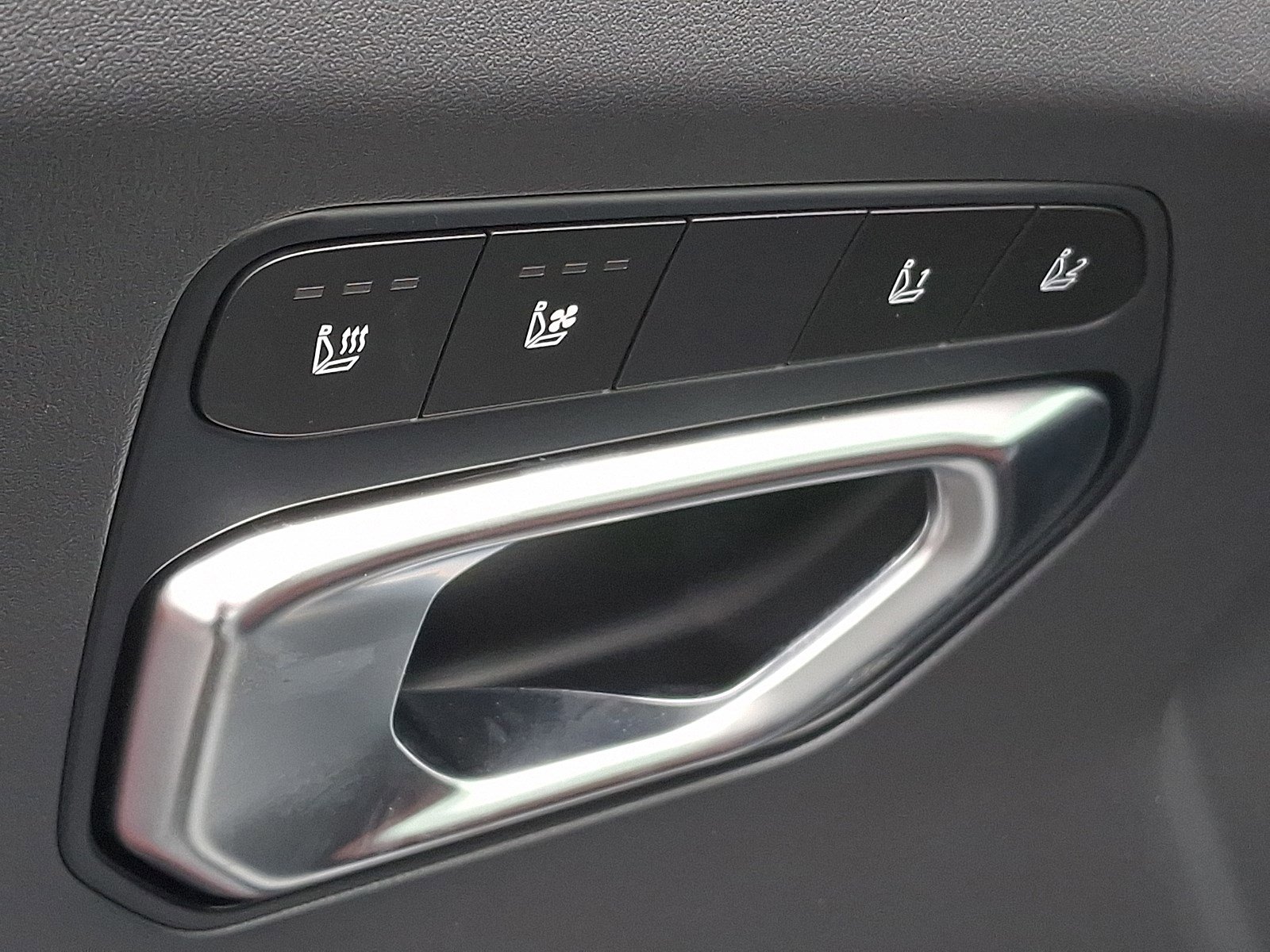 New 2025 Kia K4 GT-Line Turbo image 14