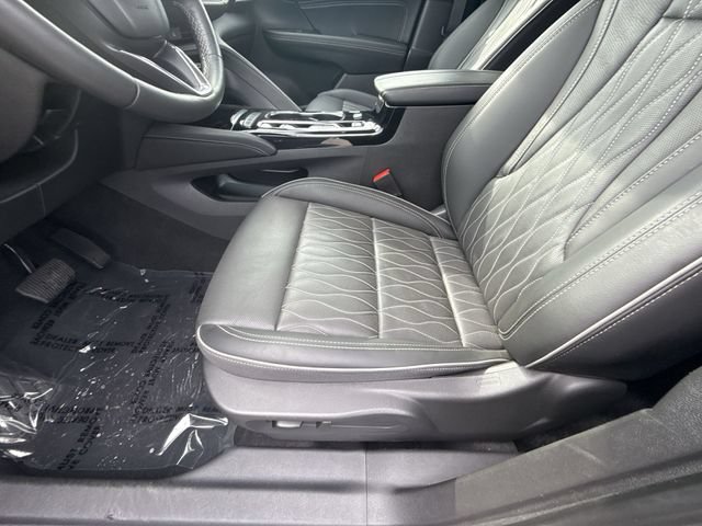 Used 2023 Buick Envision Avenir AWD/4WD image 12