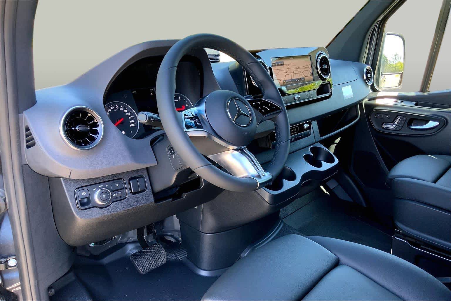 New 2026 Mercedes-Benz Sprinter 2500 image 9