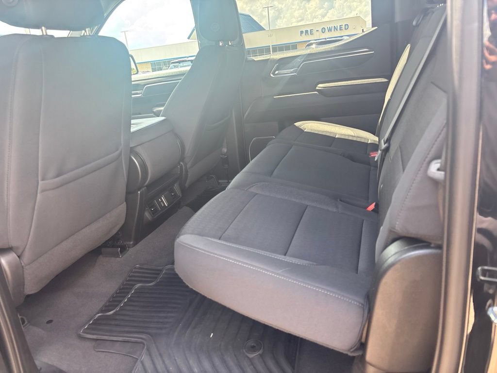 Used 2023 Chevrolet Silverado 1500 LT AWD/4WD image 21