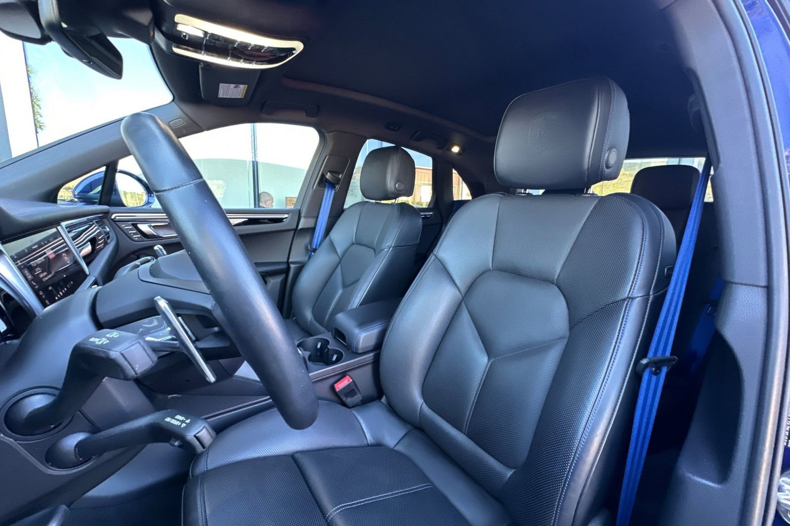 Used 2024 Porsche Macan image 5