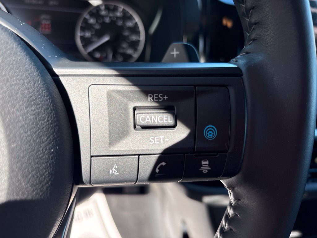 Certified 2025 Nissan Pathfinder SV AWD/4WD image 25