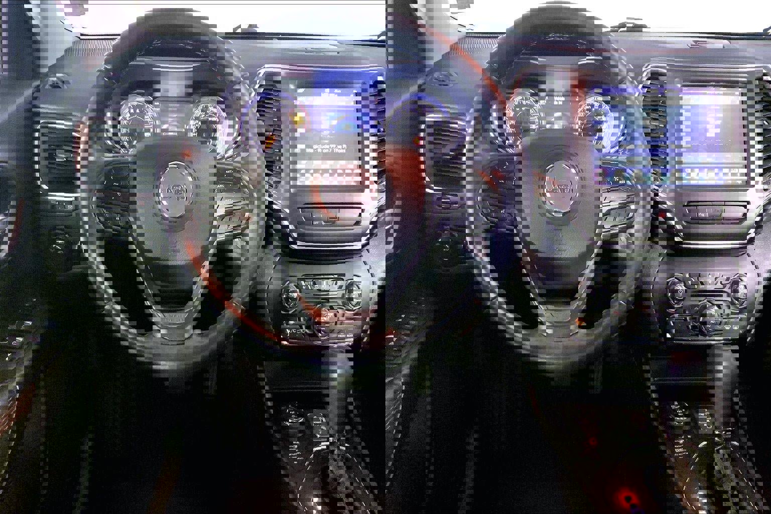 Used 2020 Jeep Cherokee Trailhawk w/ Cold Weather Group image 5