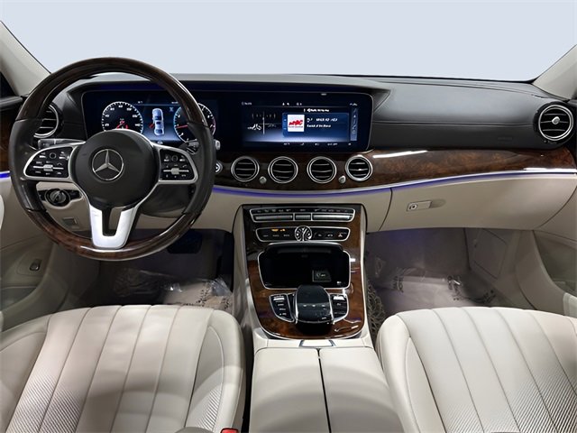 Used 2020 Mercedes-Benz E 350 4MATIC Sedan image 10