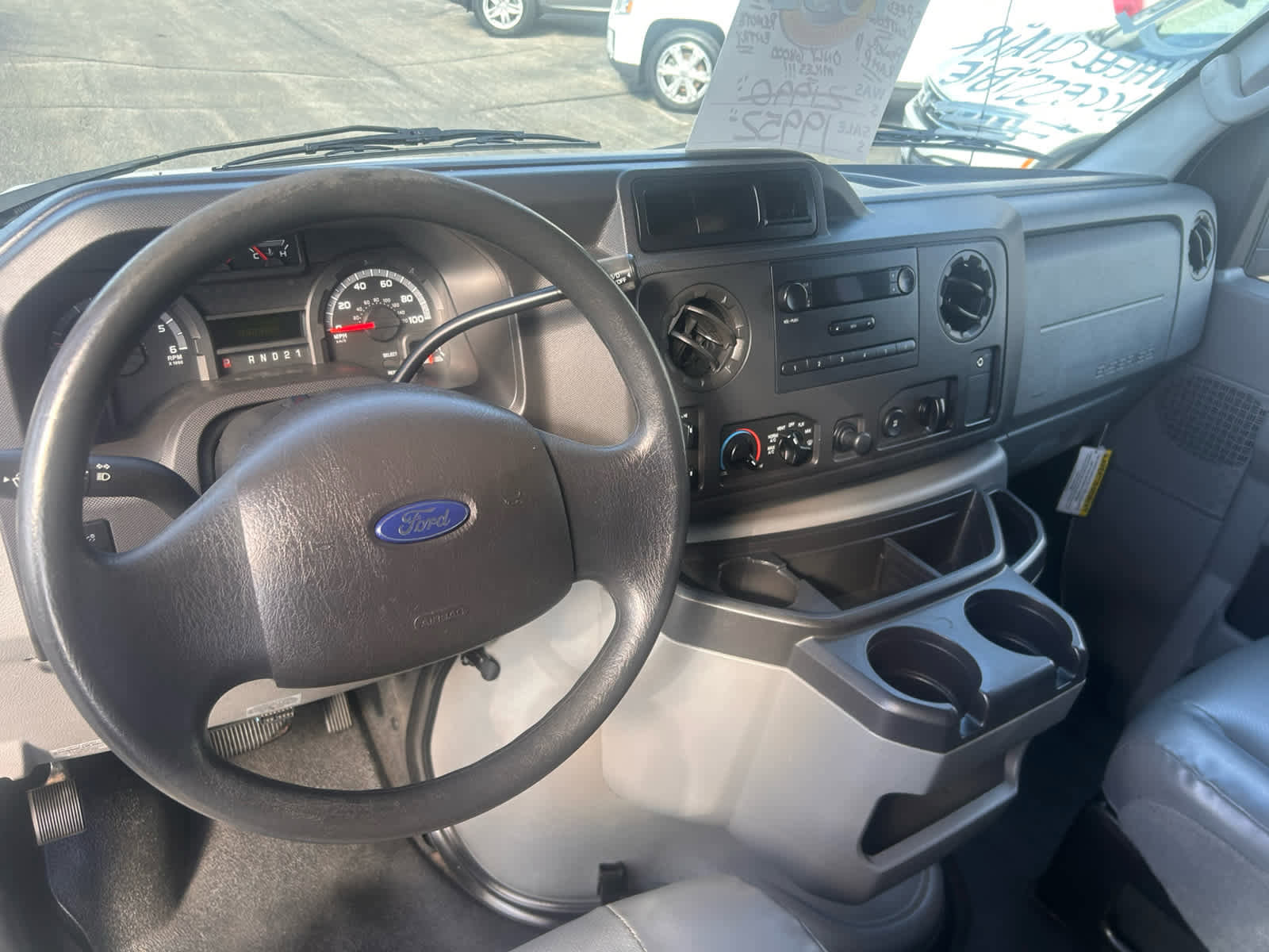 Used 2012 Ford E-250 and Econoline 250 Extended w/ PWR Group RWD image 11