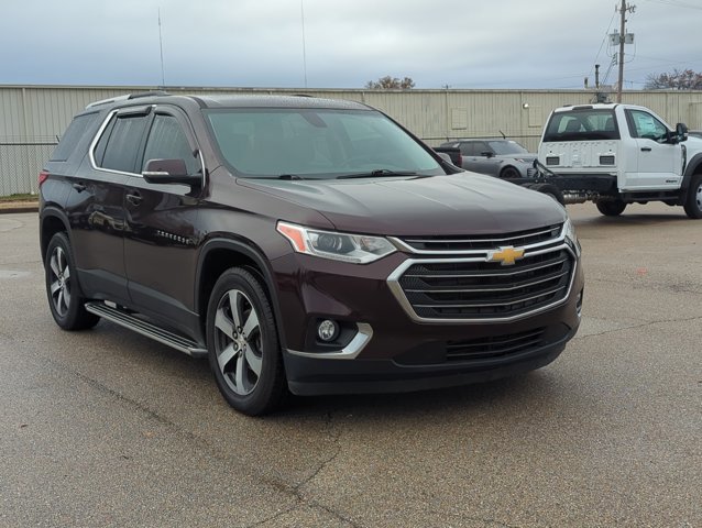 Used 2018 Chevrolet Traverse LT image 3