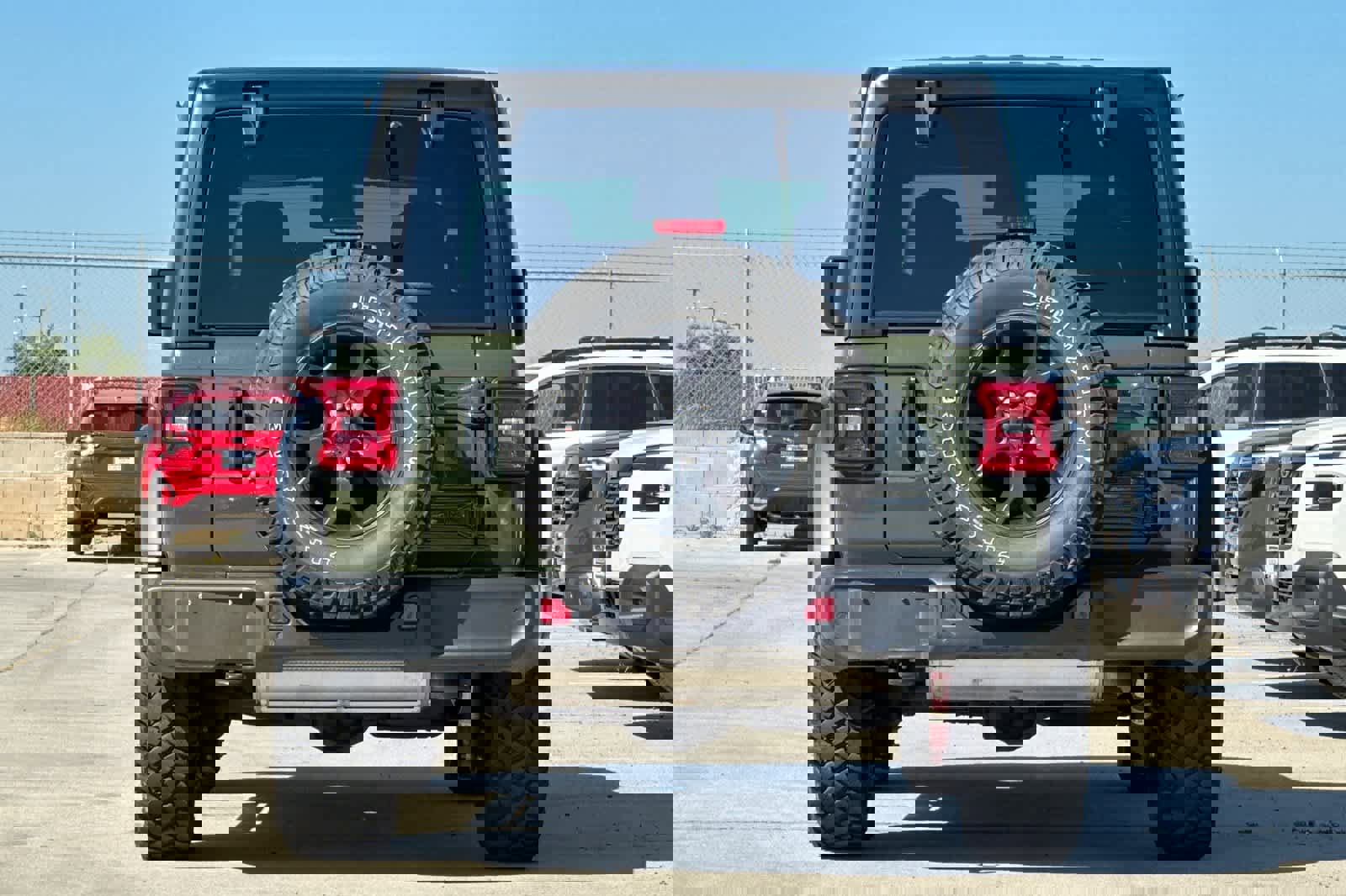 Used 2023 Jeep Wrangler Willys image 4