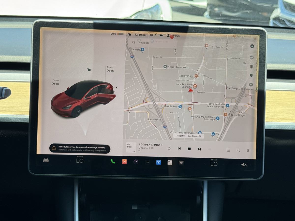 Used 2018 Tesla Model 3 Performance image 23