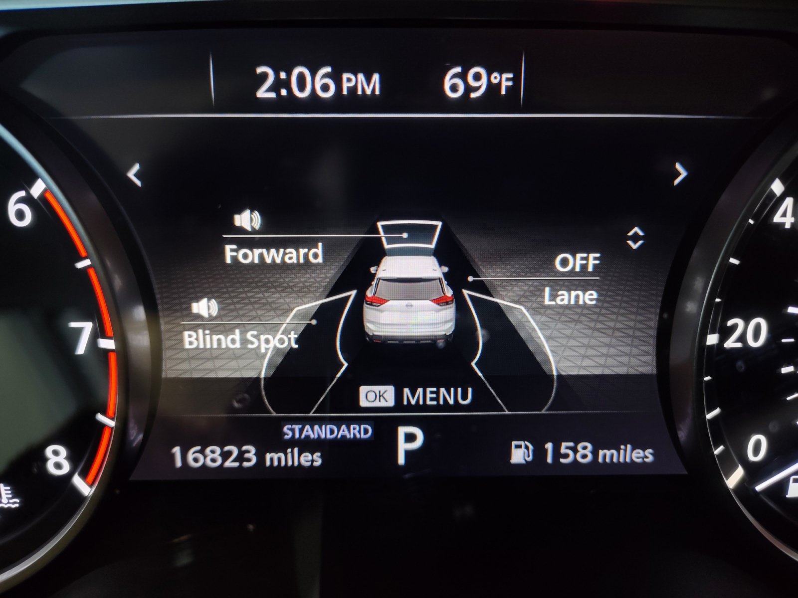 Used 2025 Nissan Rogue SV w/ SV Premium Package FWD image 35