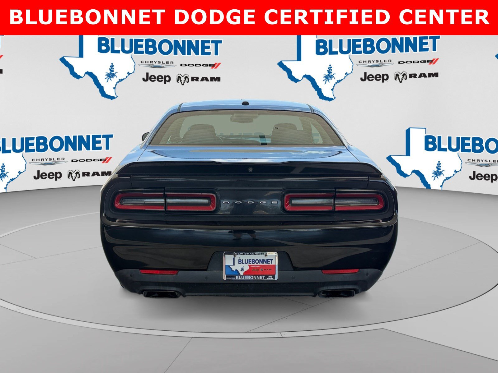 Used 2019 Dodge Challenger R/T RWD image 6