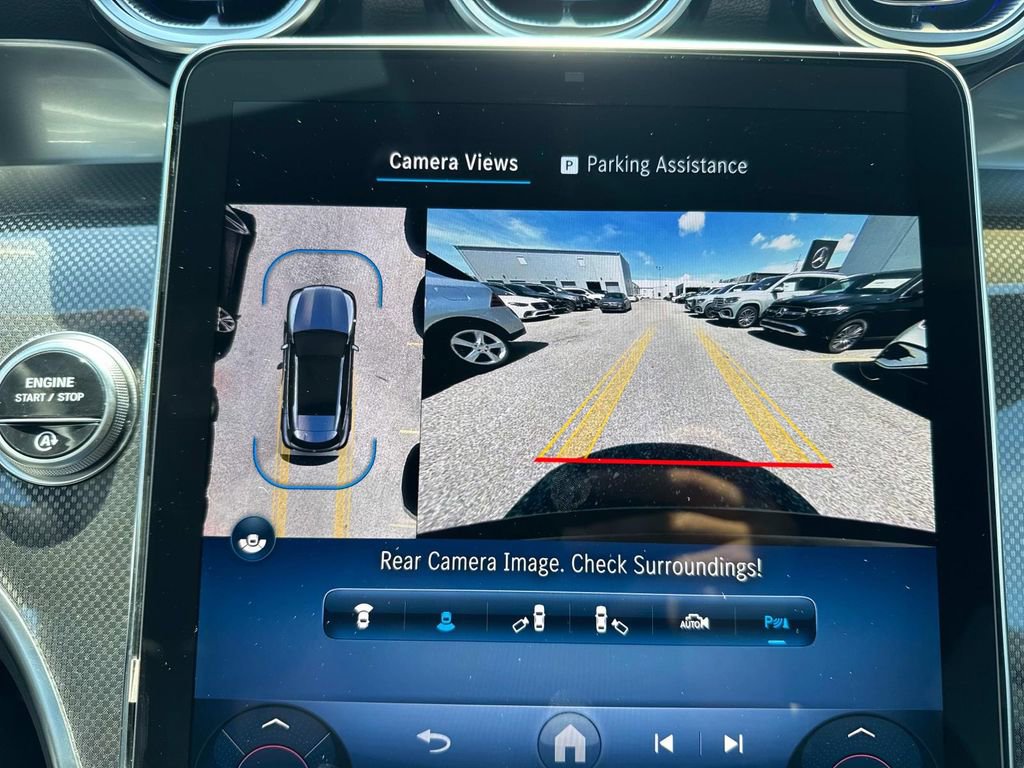 Used 2025 Mercedes-Benz GLC 300 image 12