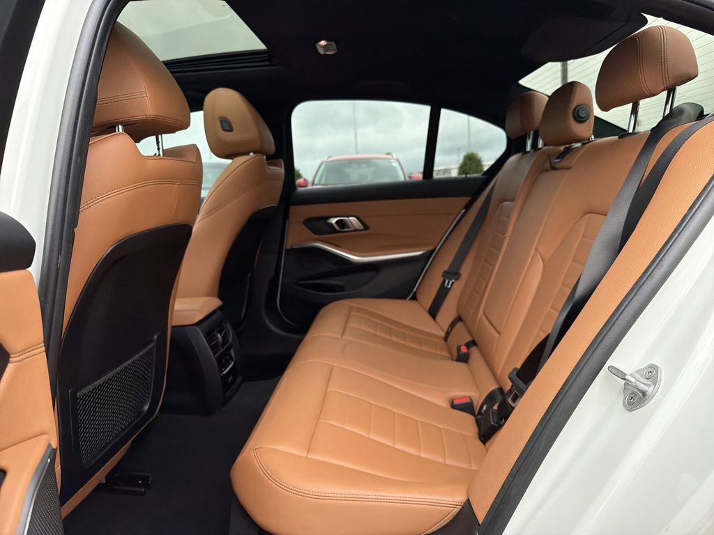 Used 2021 BMW 330i Sedan image 13