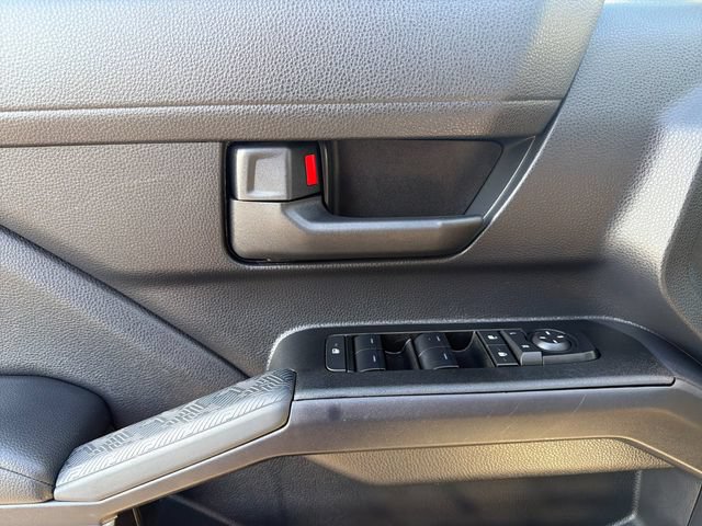 Certified 2025 Toyota 4Runner SR5 AWD/4WD image 12