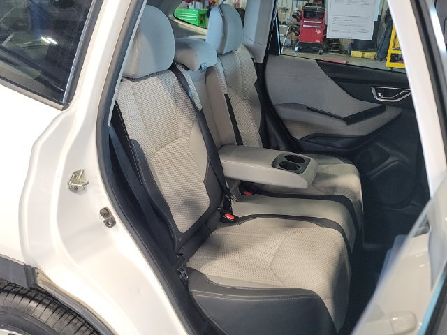 Used 2021 Subaru Forester Premium AWD/4WD image 21