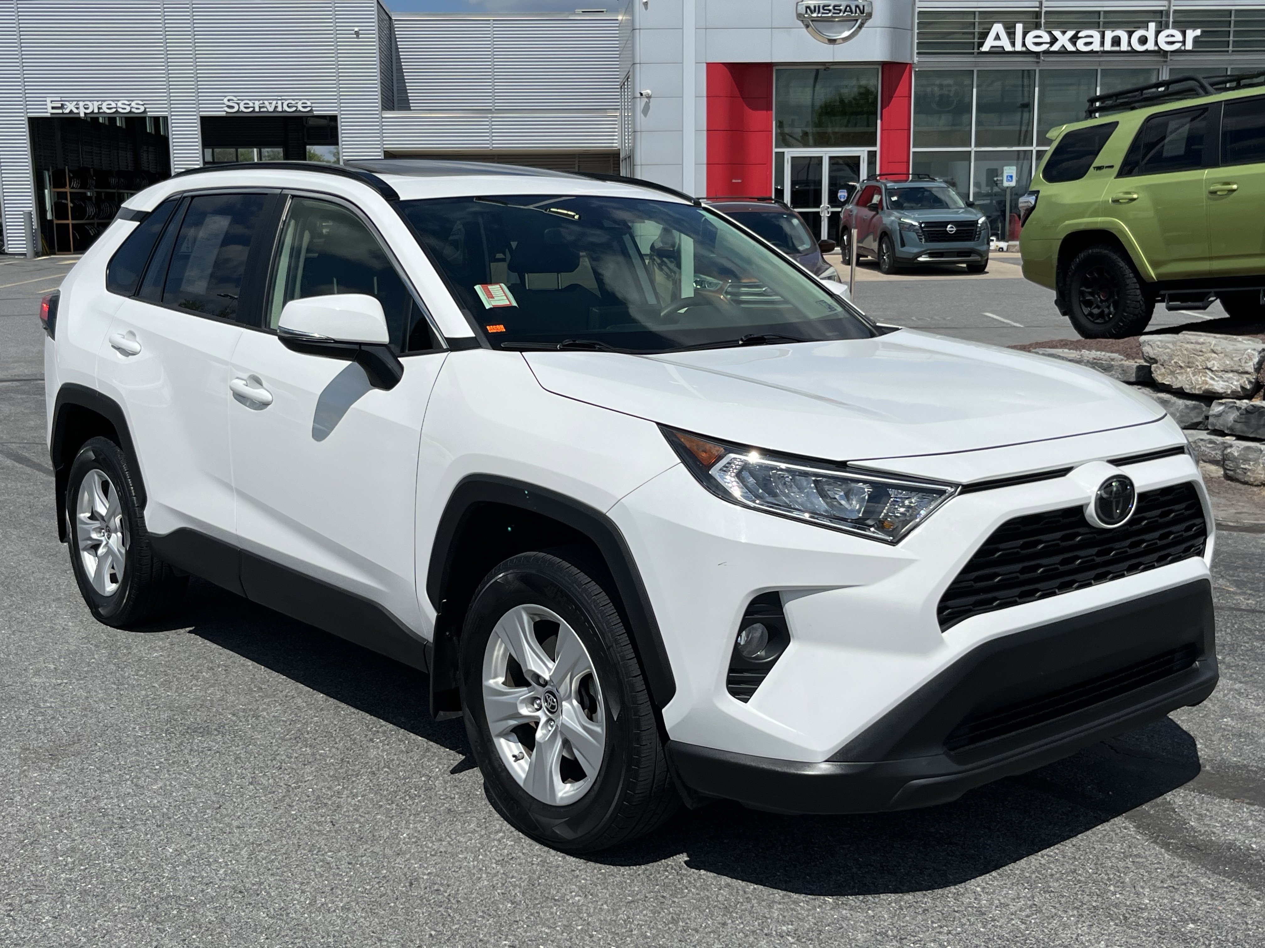 Used 2019 Toyota RAV4 XLE w/ All Weather Liner Package AWD/4WD image 1