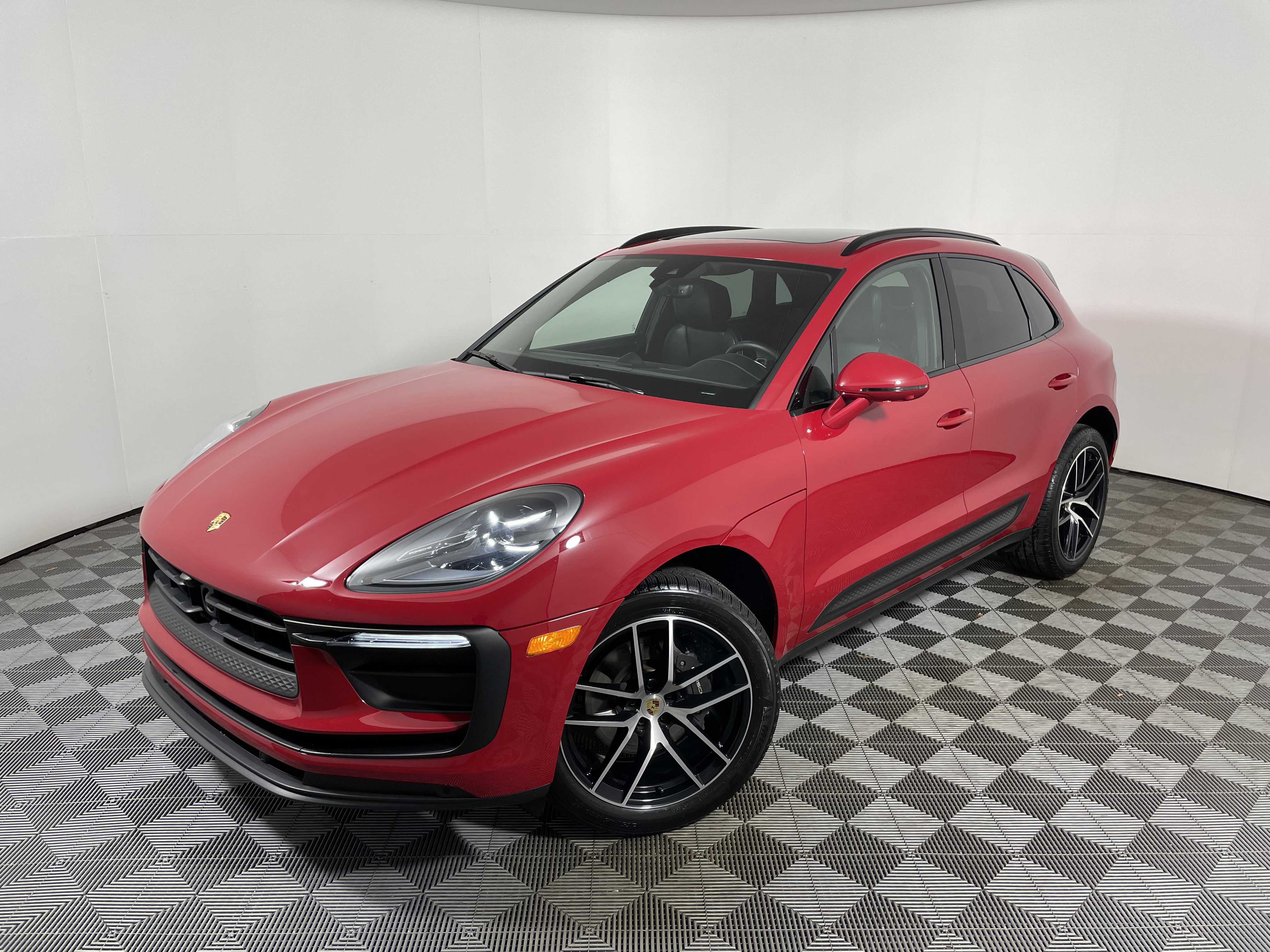 Used 2025 Porsche Macan