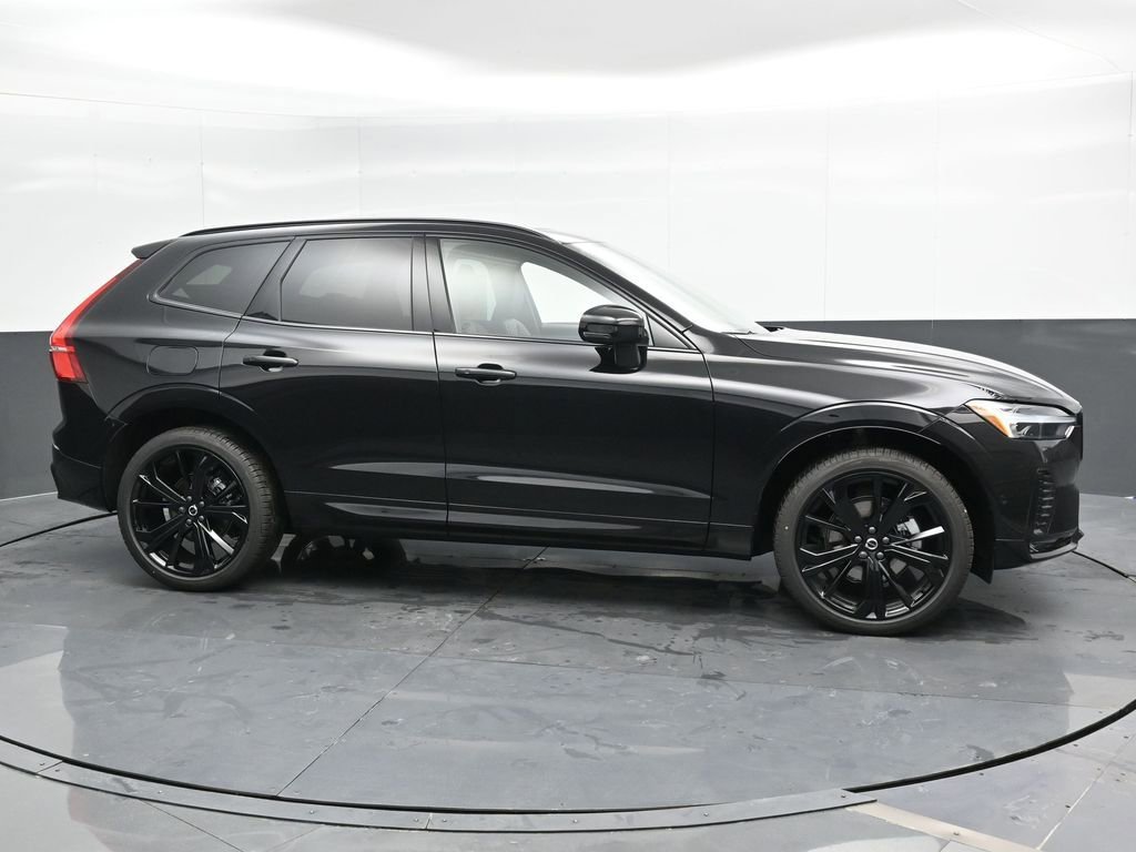 New 2025 Volvo XC60 B5 Ultra w/ Protection Package Premier image 3