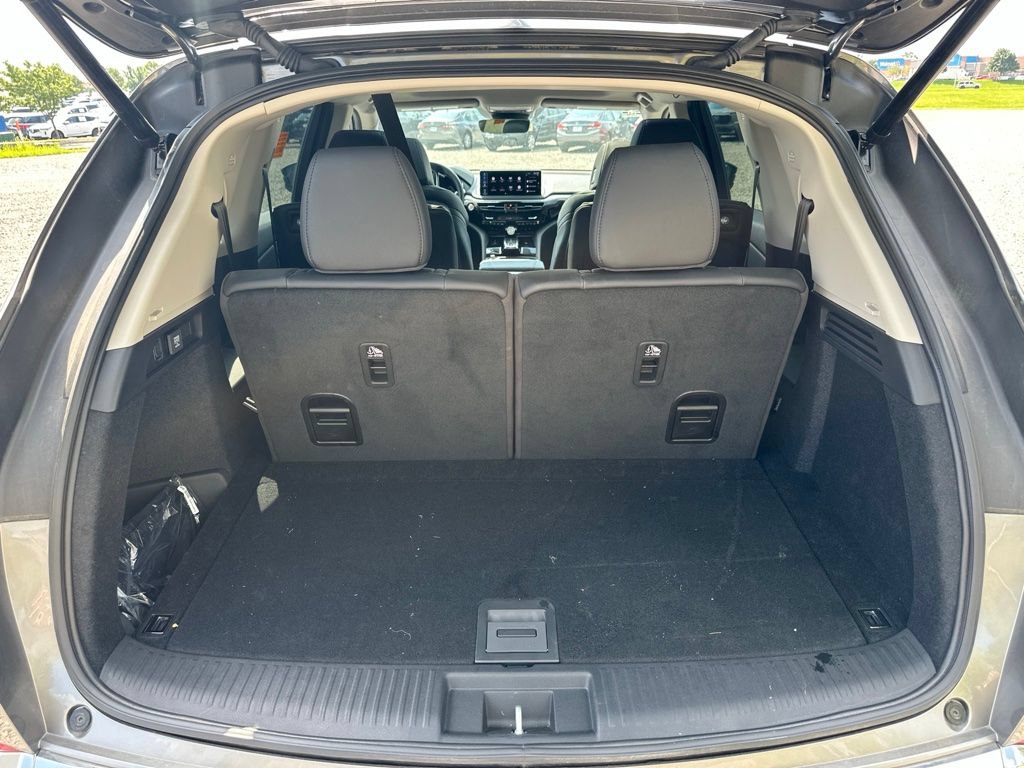 Used 2026 Acura MDX SH-AWD image 10