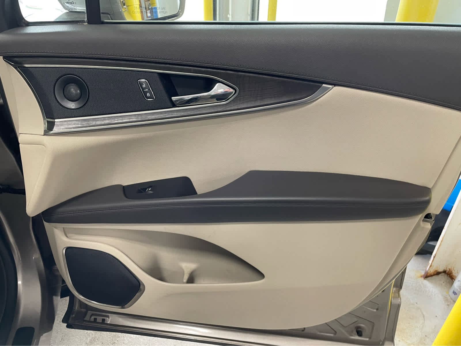 Used 2020 Lincoln Nautilus Reserve w/ Cargo Utility Package AWD/4WD image 55