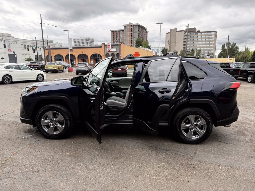 Certified 2025 Toyota RAV4 XLE w/ Convenience Package AWD/4WD image 18
