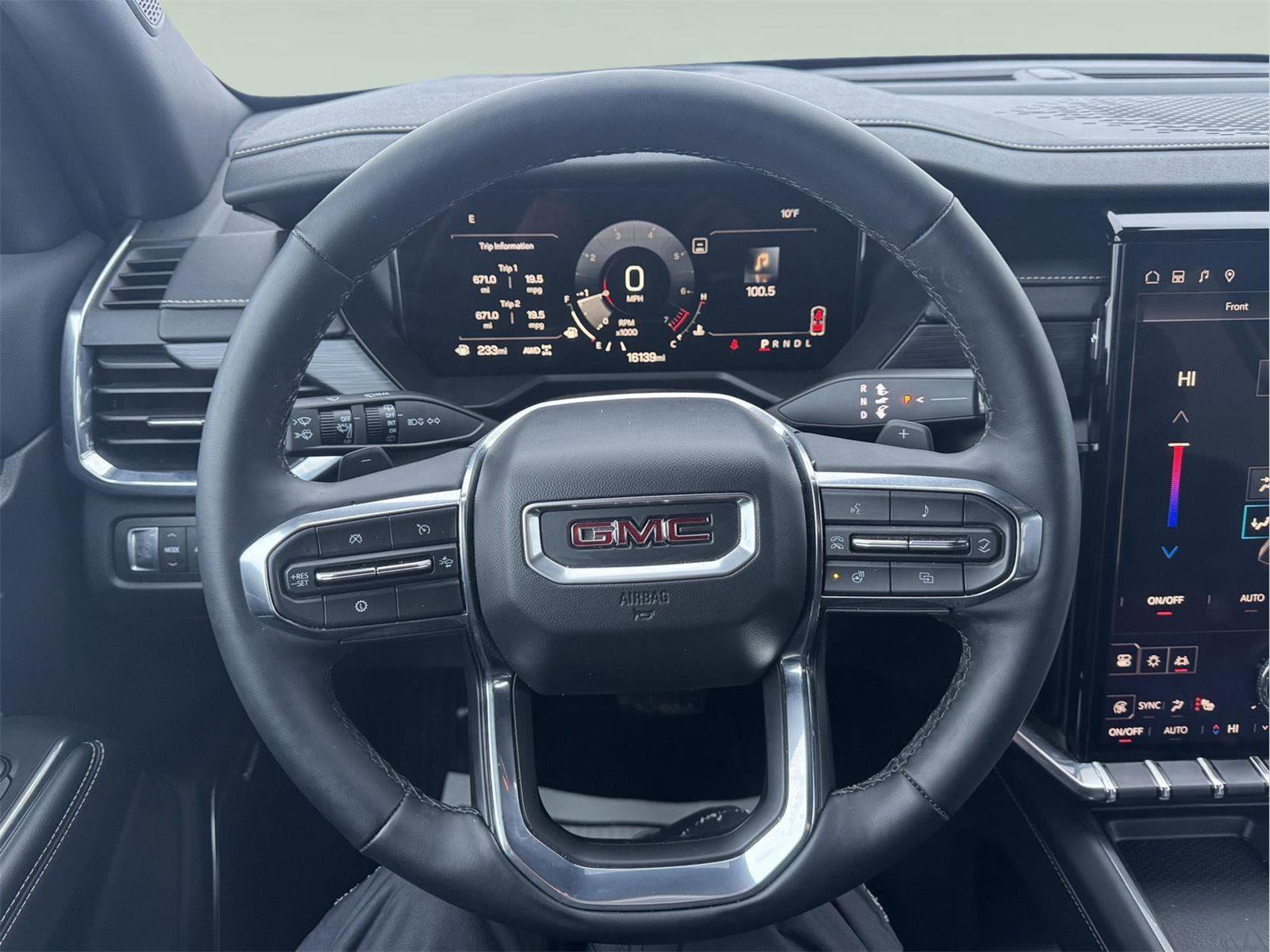 Used 2025 GMC Acadia Elevation image 23