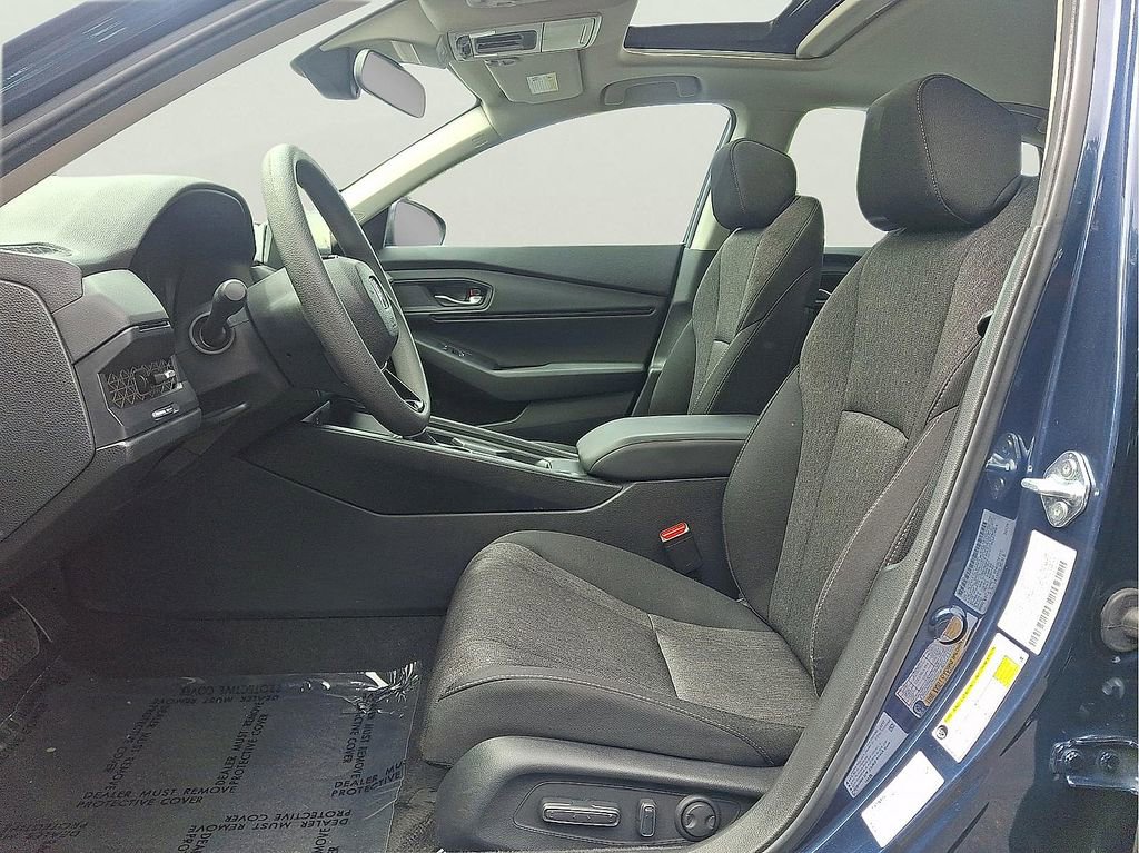 Used 2024 Honda Accord EX image 11
