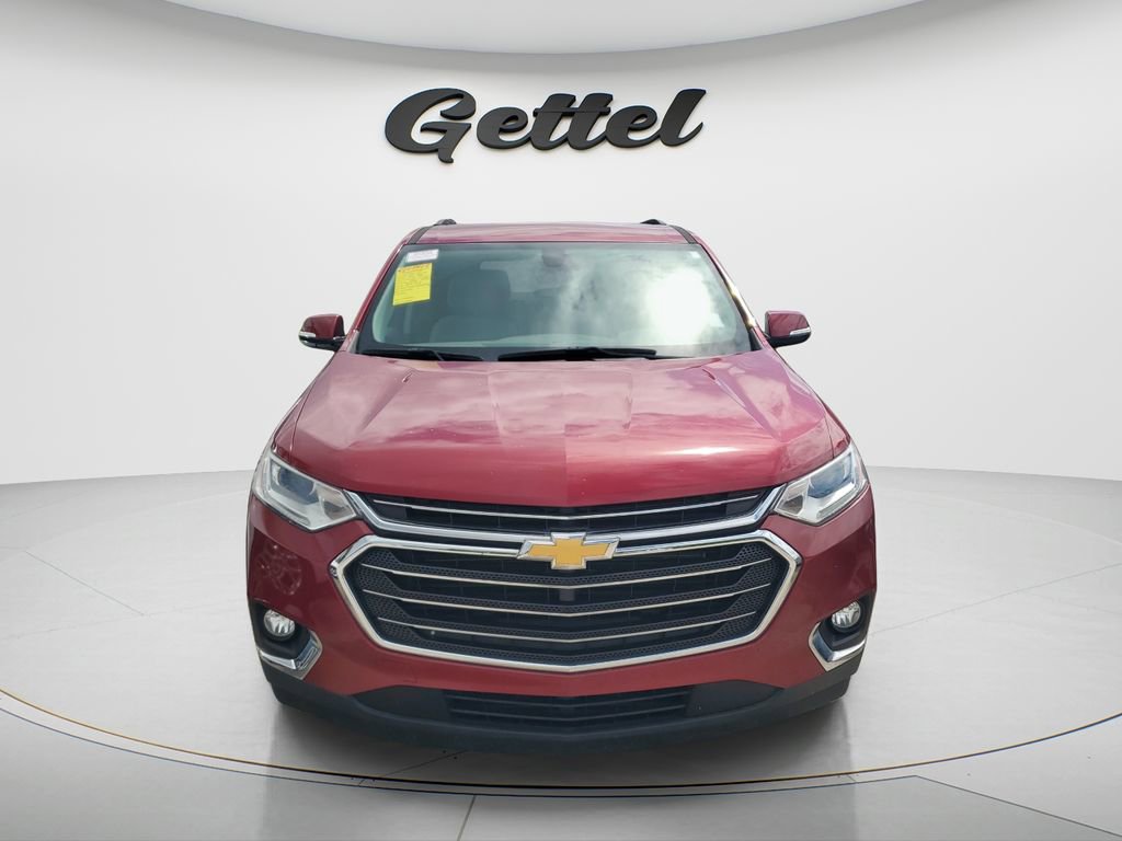 Used 2018 Chevrolet Traverse LT image 2