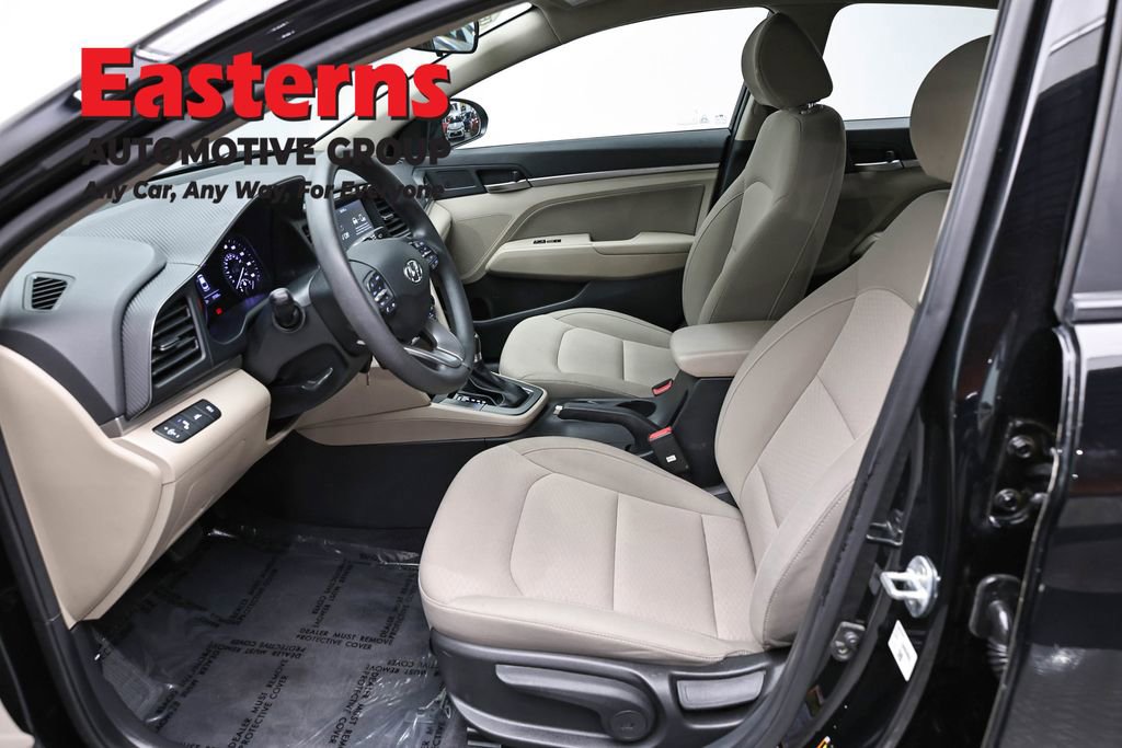 Used 2020 Hyundai Elantra SEL w/ Cargo Package (C1) FWD image 13