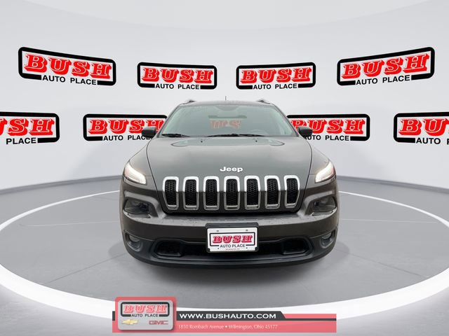 Used 2017 Jeep Cherokee Latitude w/ Comfort & Sound Group image 5
