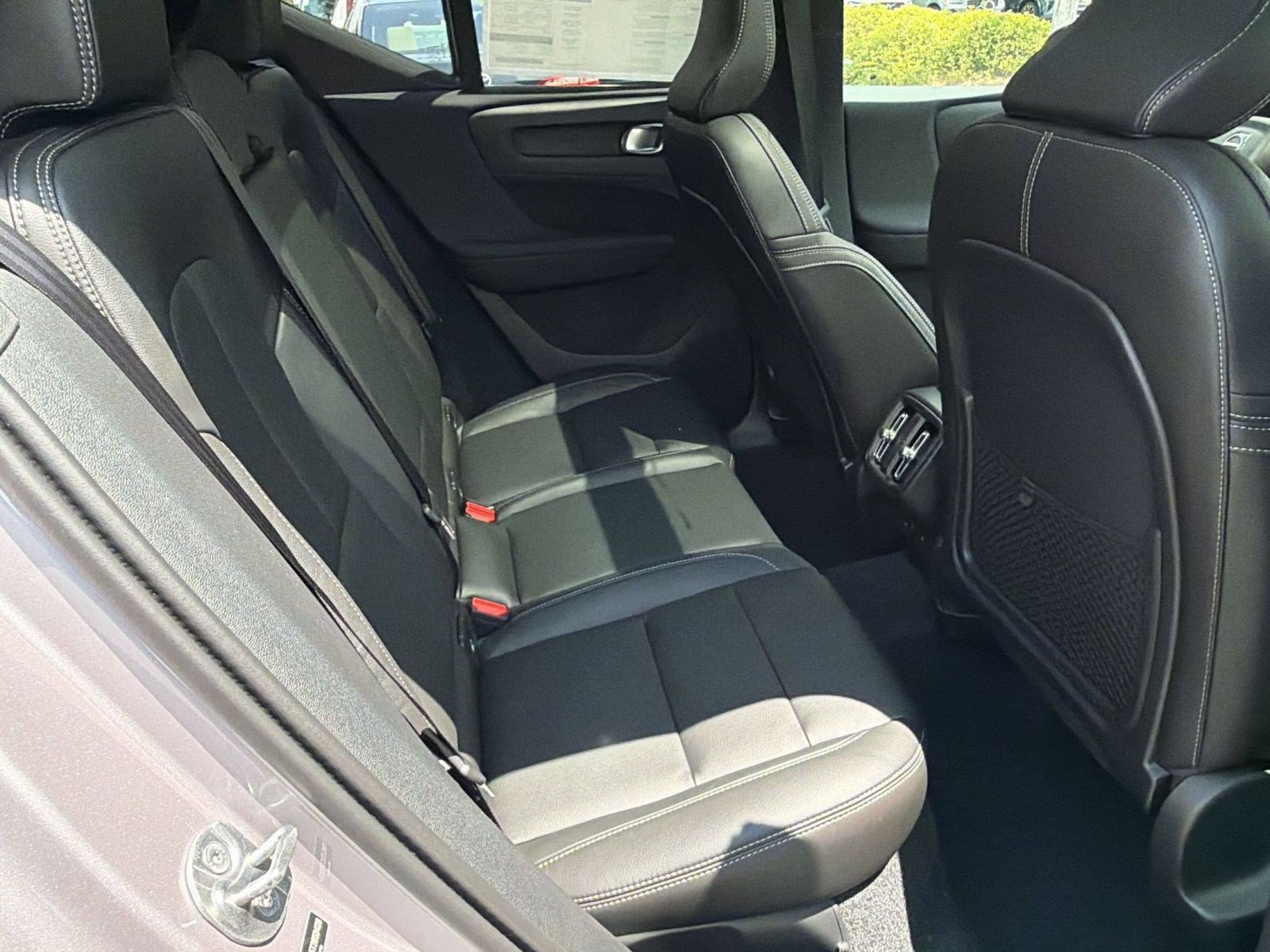 New 2026 Volvo XC40 B5 Plus w/ Climate Package AWD/4WD image 30