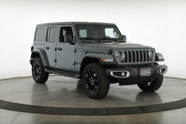 Used 2025 Jeep Wrangler Unlimited Sahara image 2