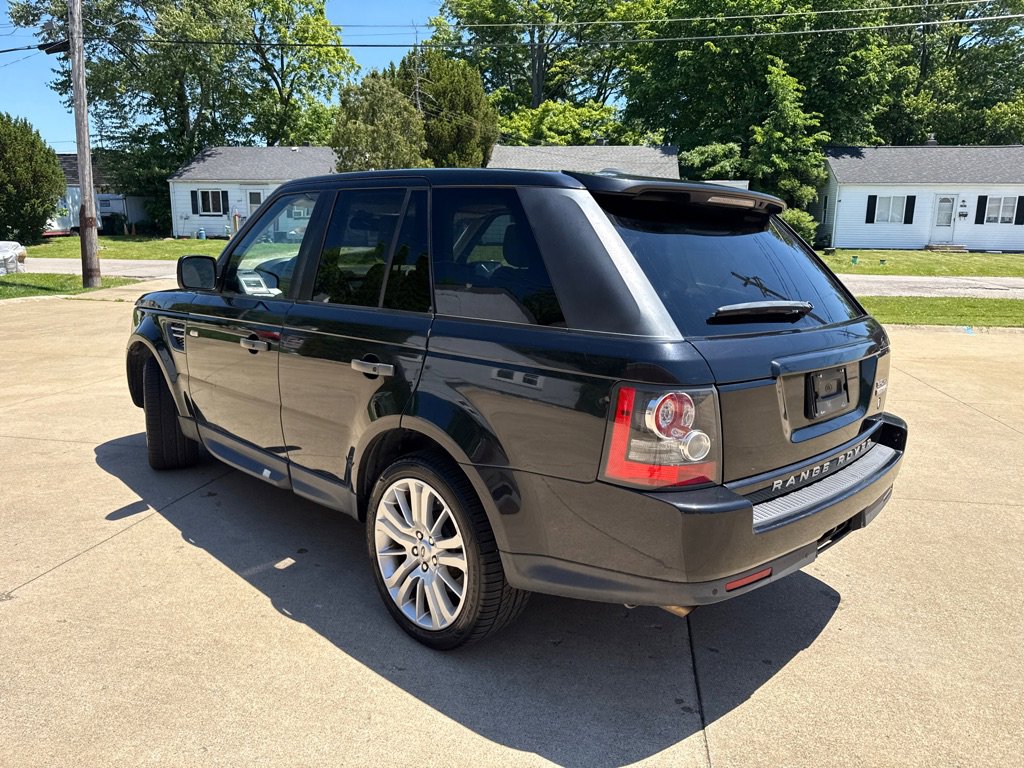 Used 2011 Land Rover Range Rover Sport HSE LUX AWD/4WD image 8