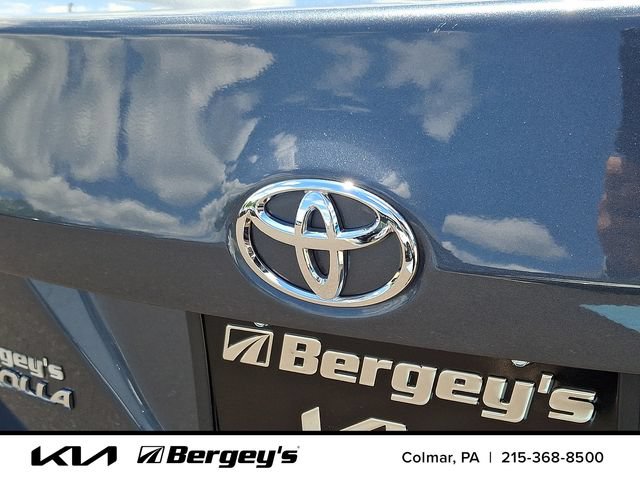 Used 2016 Toyota Corolla LE FWD image 29