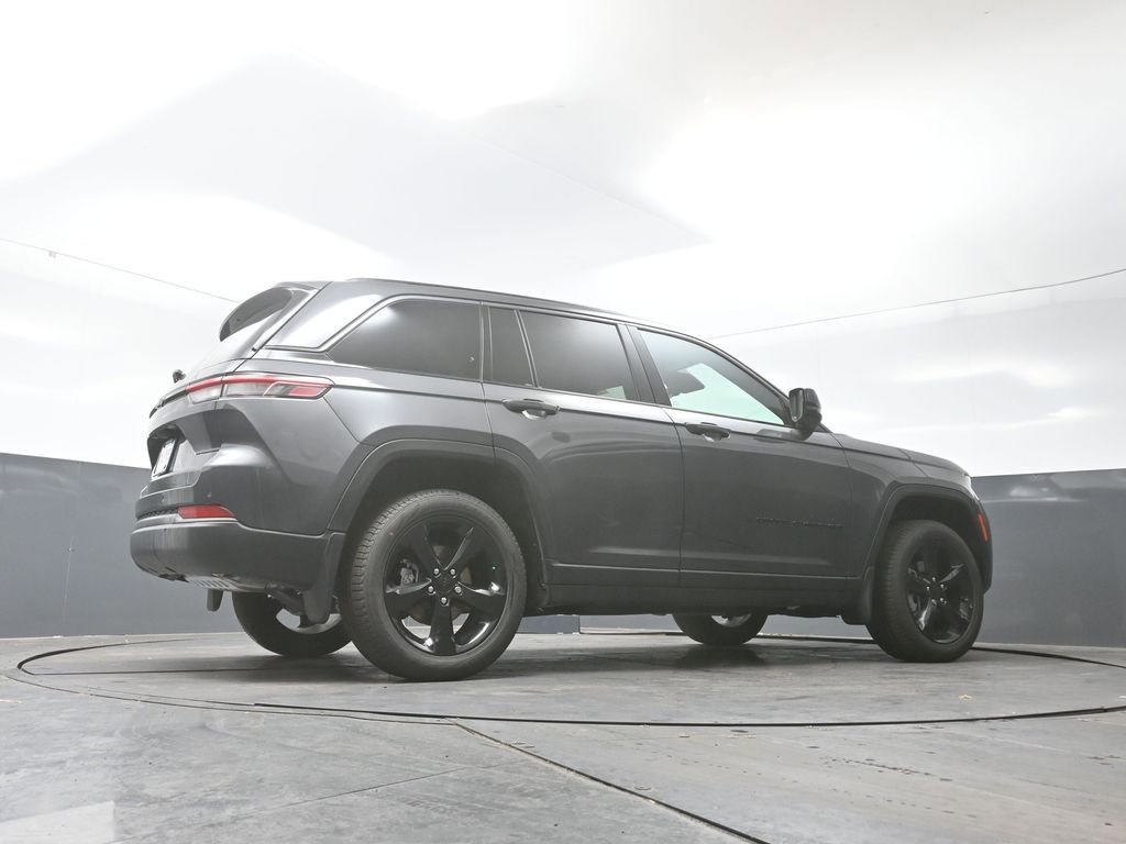 New 2026 Jeep Grand Cherokee Limited image 37