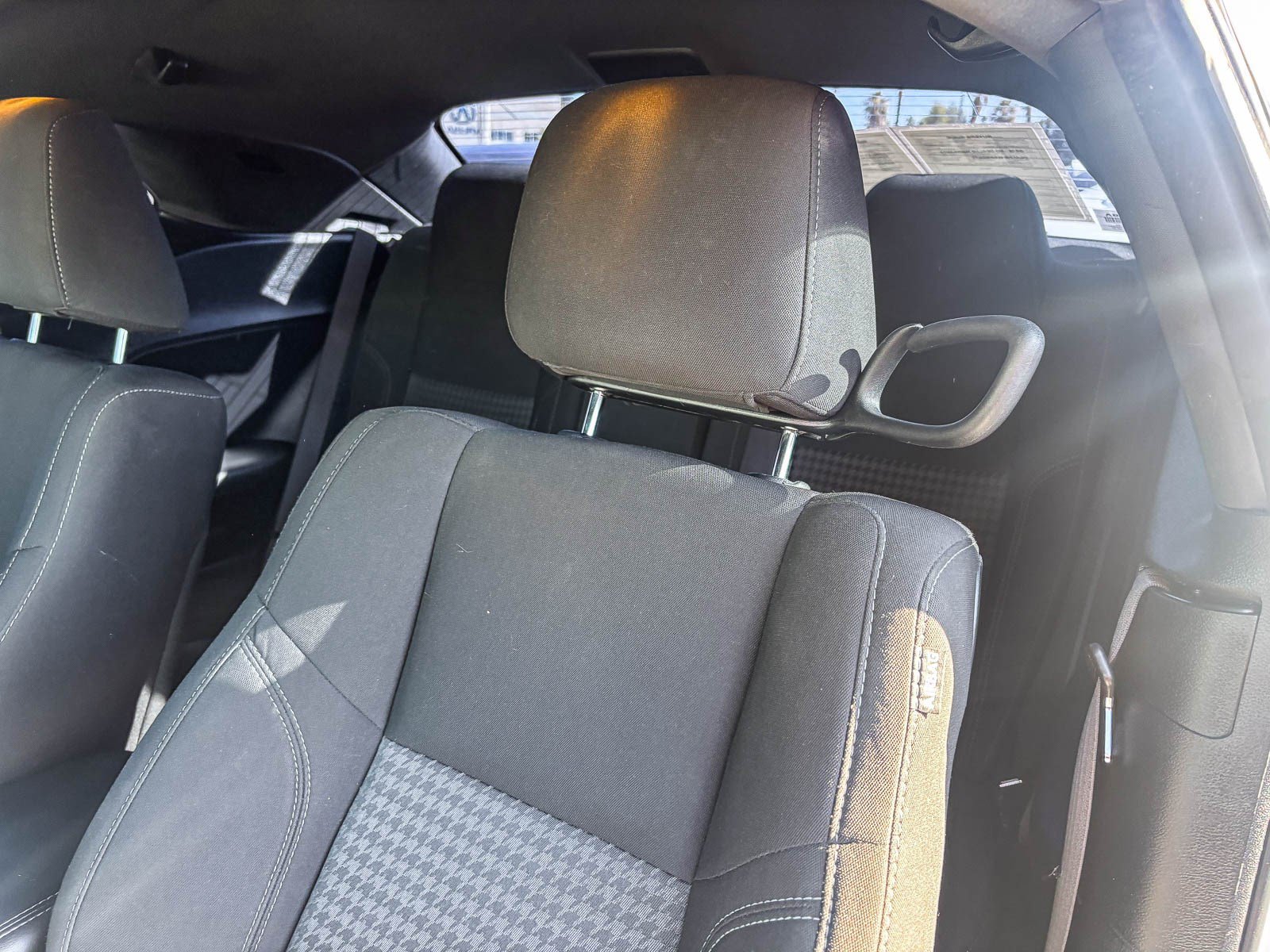 Used 2020 Dodge Challenger SXT w/ Driver Convenience Group RWD image 18