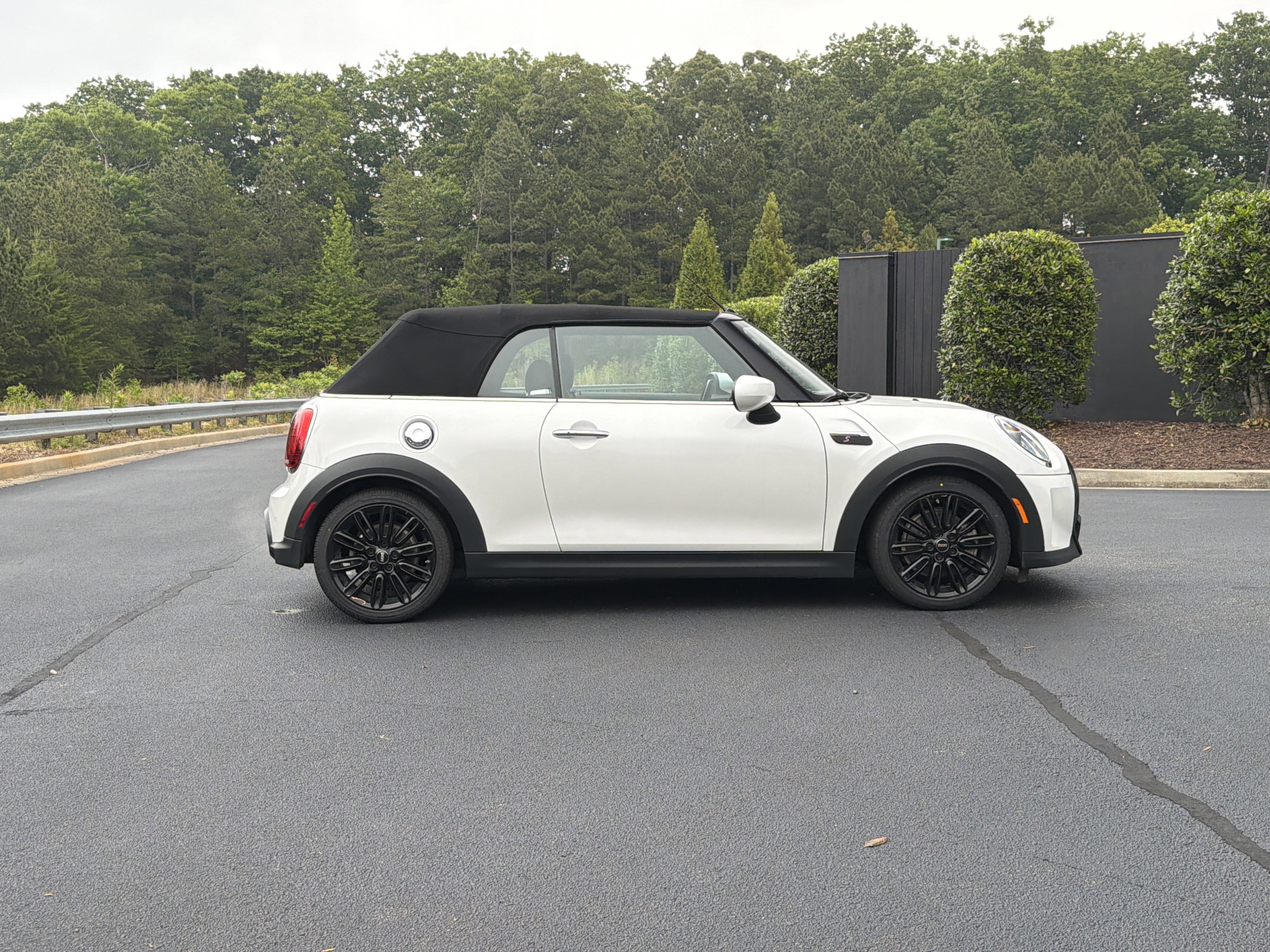 Used 2024 MINI Cooper S FWD image 5
