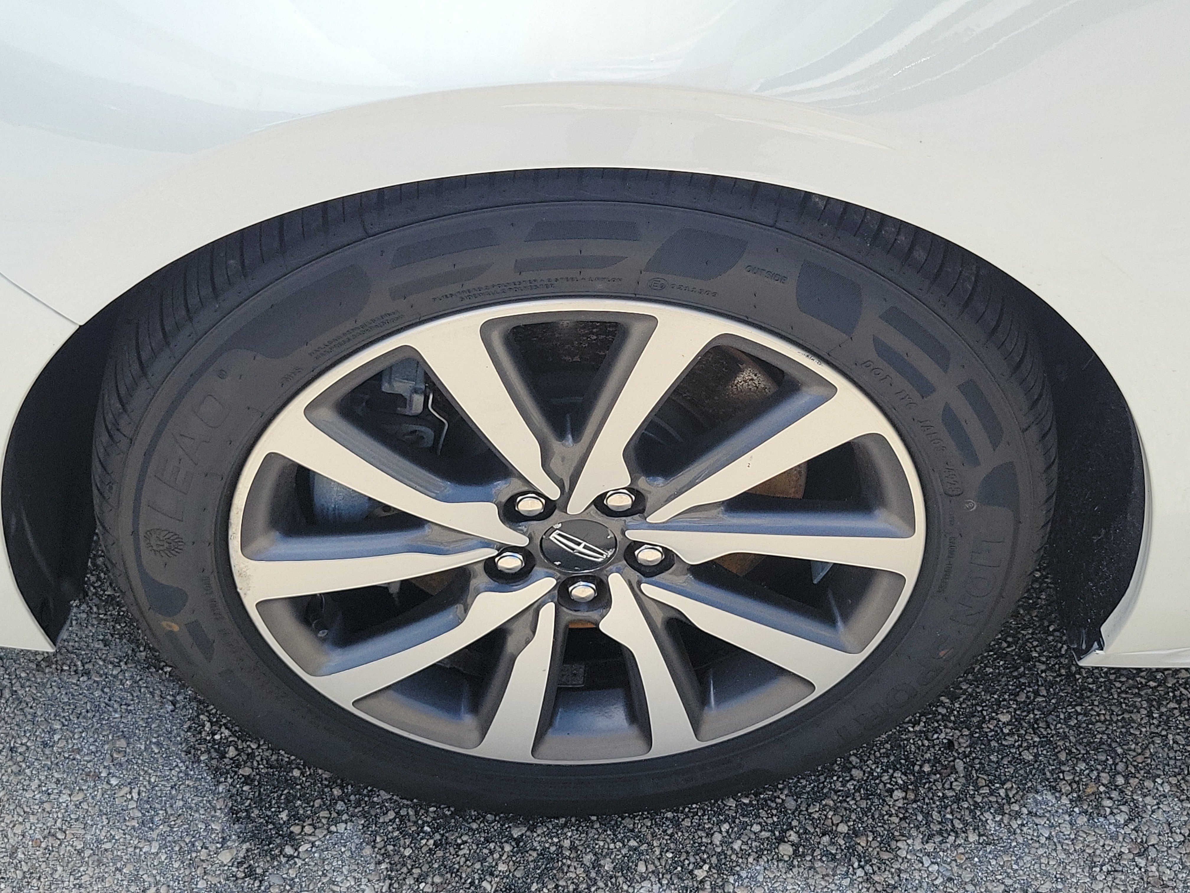 Used 2020 Lincoln Continental FWD image 7