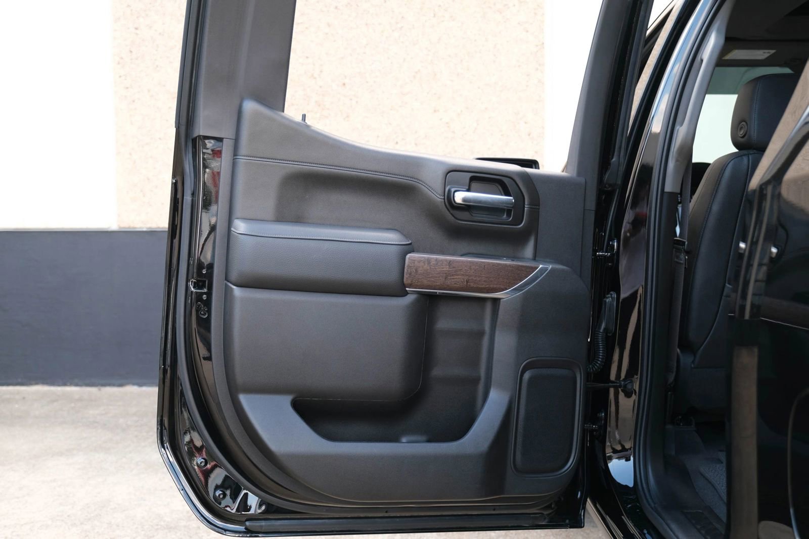Used 2021 GMC Sierra 1500 Denali w/ Driver Alert Package II AWD/4WD image 23