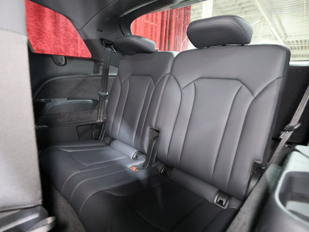 Used 2021 Audi Q7 2.0T Premium w/ Convenience Package AWD/4WD image 14