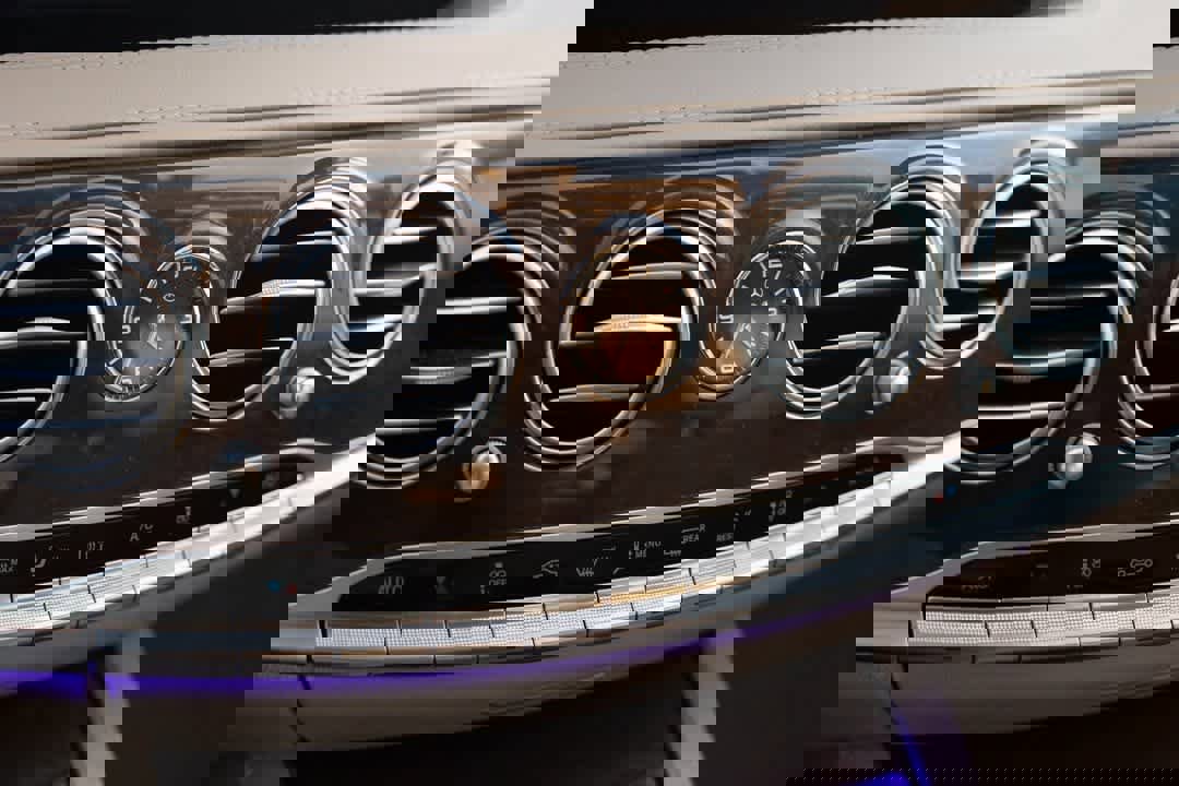 Used 2019 Mercedes-Benz S 560 4MATIC Sedan image 41