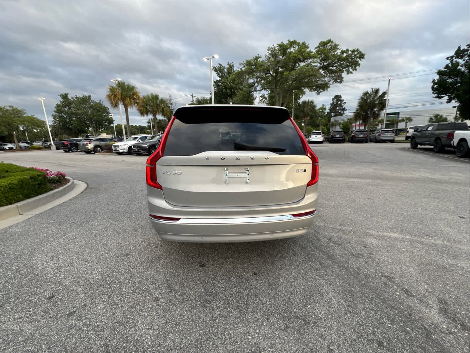 Certified 2025 Volvo XC90 B5 Core AWD/4WD image 20