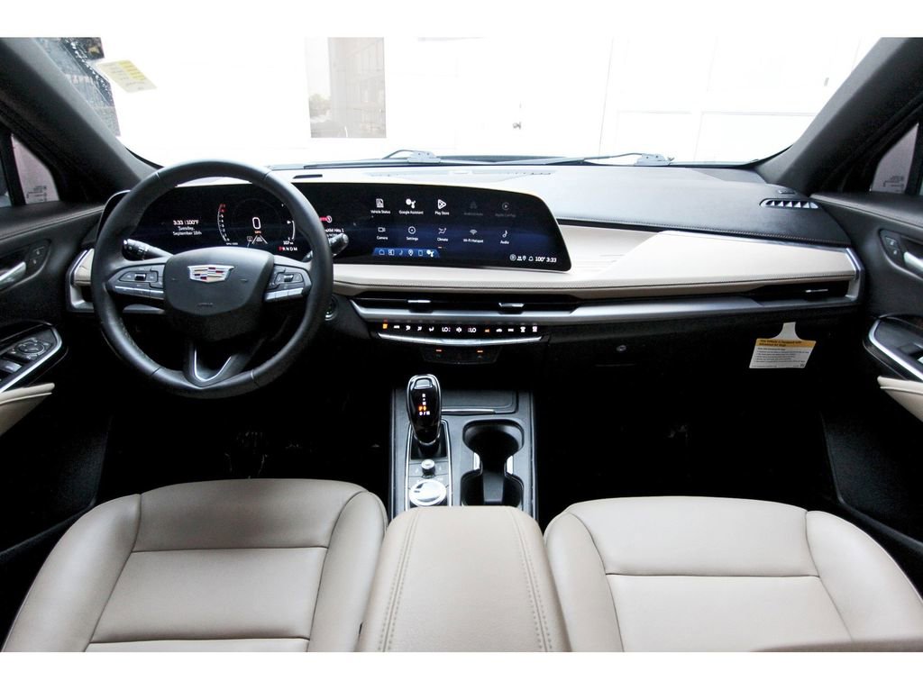 Certified 2025 Cadillac XT4 Premium Luxury image 7