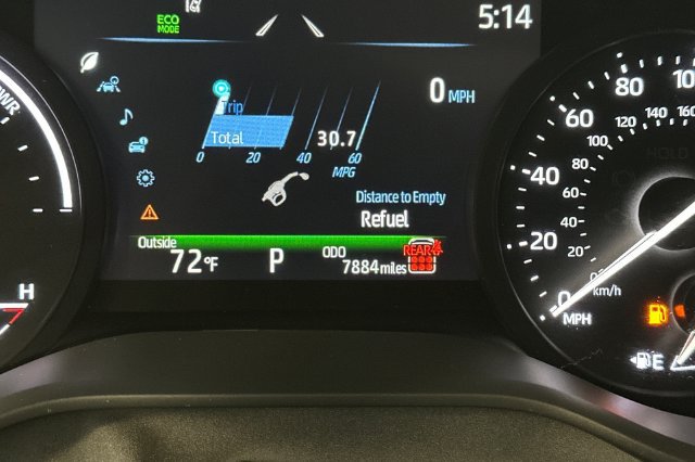 Certified 2026 Toyota Sienna XLE FWD image 30