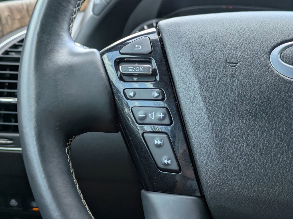 Used 2023 INFINITI QX80 Premium Select w/ All-Season Package RWD image 27