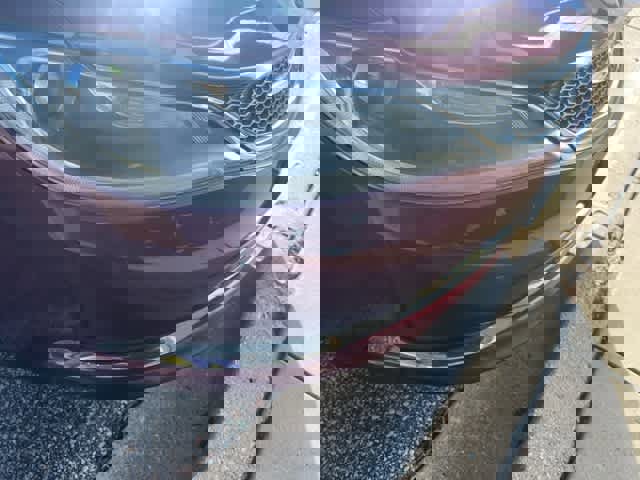 Used 2015 Chrysler 200 Limited image 19