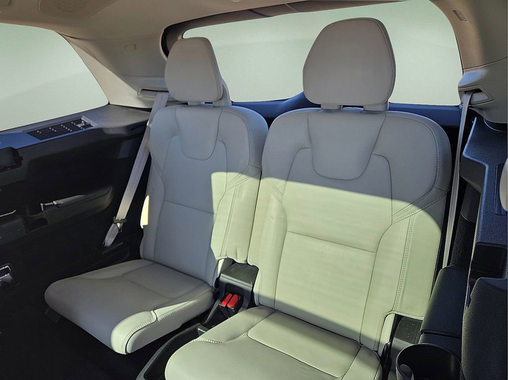 Used 2022 Volvo XC90 T6 Inscription w/ Advanced Package image 19