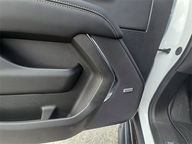 New 2026 GMC Yukon Elevation image 25