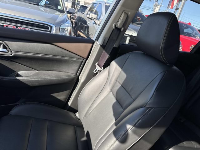 Used 2023 Nissan Rogue SL w/ SL Premium Package FWD image 21