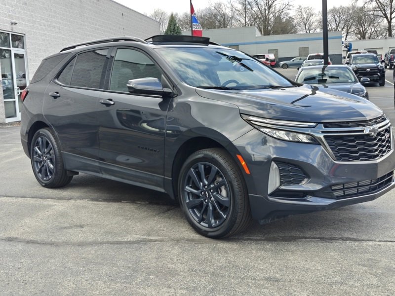 Used 2022 Chevrolet Equinox RS w/ RS Leather Package image 6