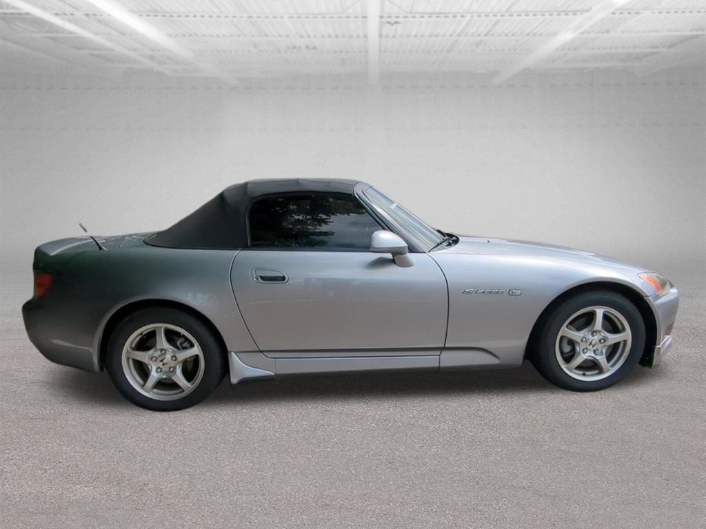 Used 2001 Honda S2000 image 10